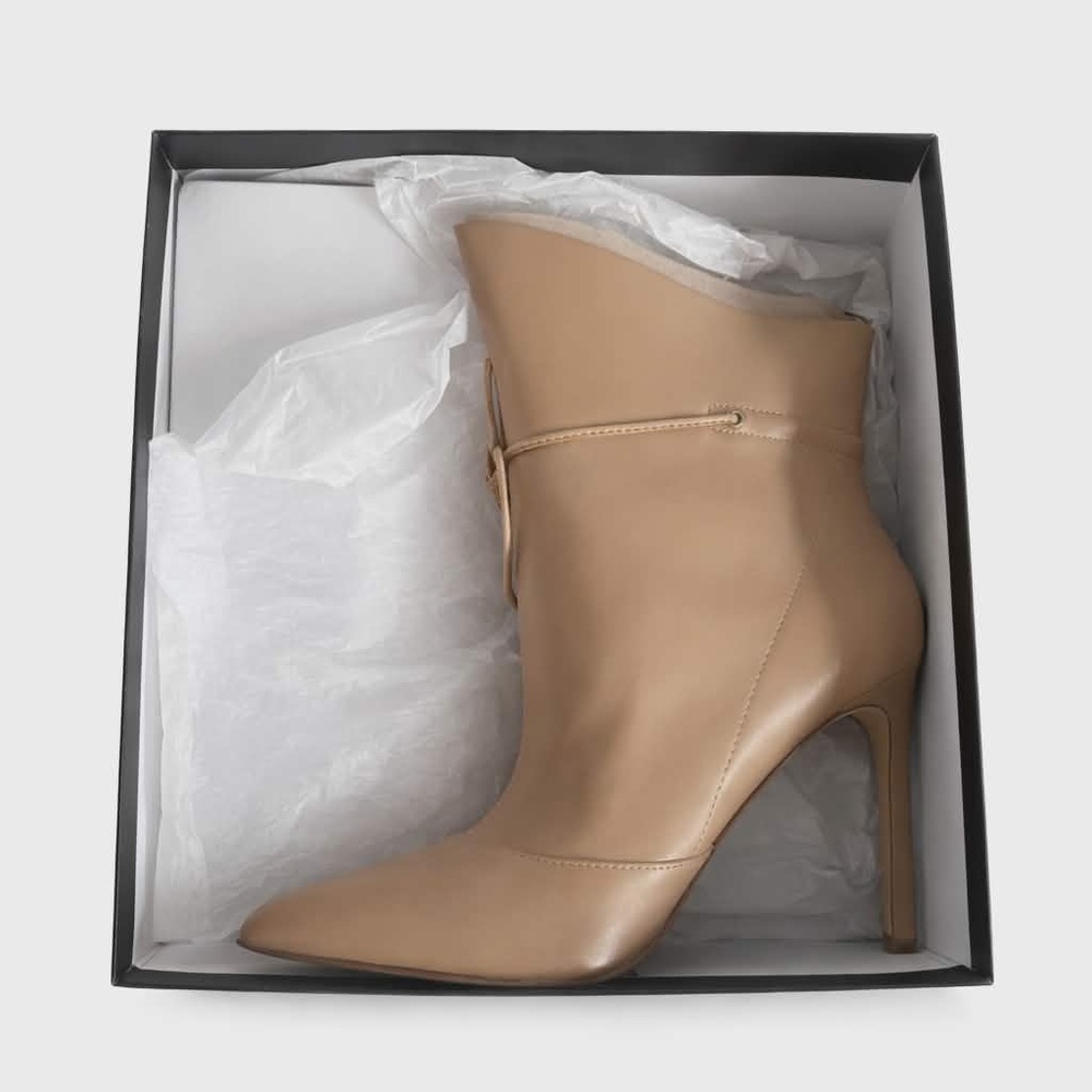 NWT Box Sz 8. Nine West Tan Leather “Tirzah” Almond Toe Stiletto Boot Tie Detail - Picture 8 of 8